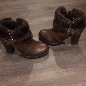 Guess booties